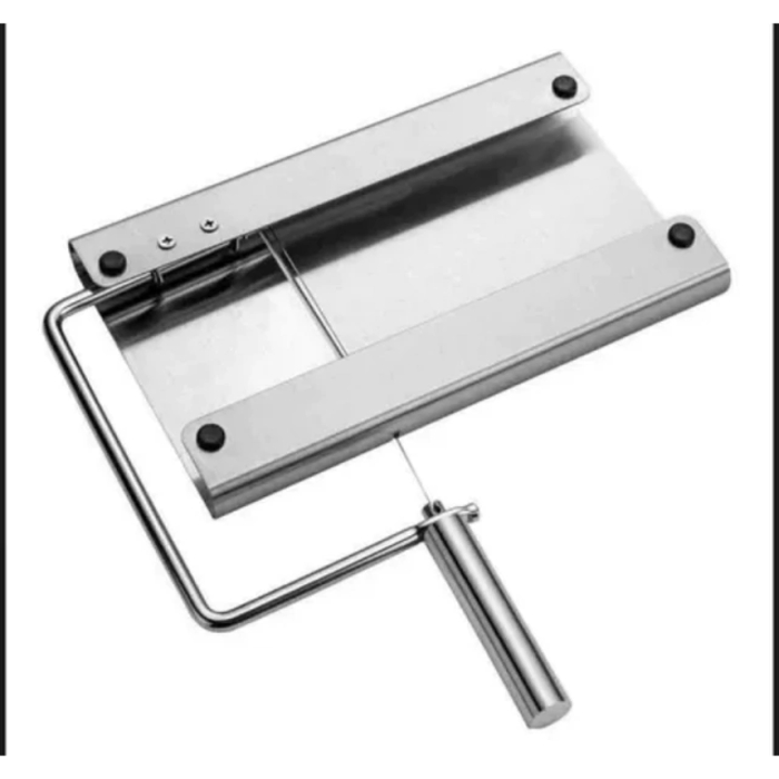 Tabla de Acero Inoxidable Corta Queso 2