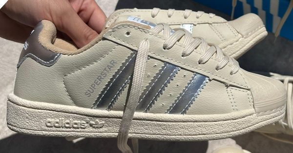 SUPERTAR BEIGE Y PLATA